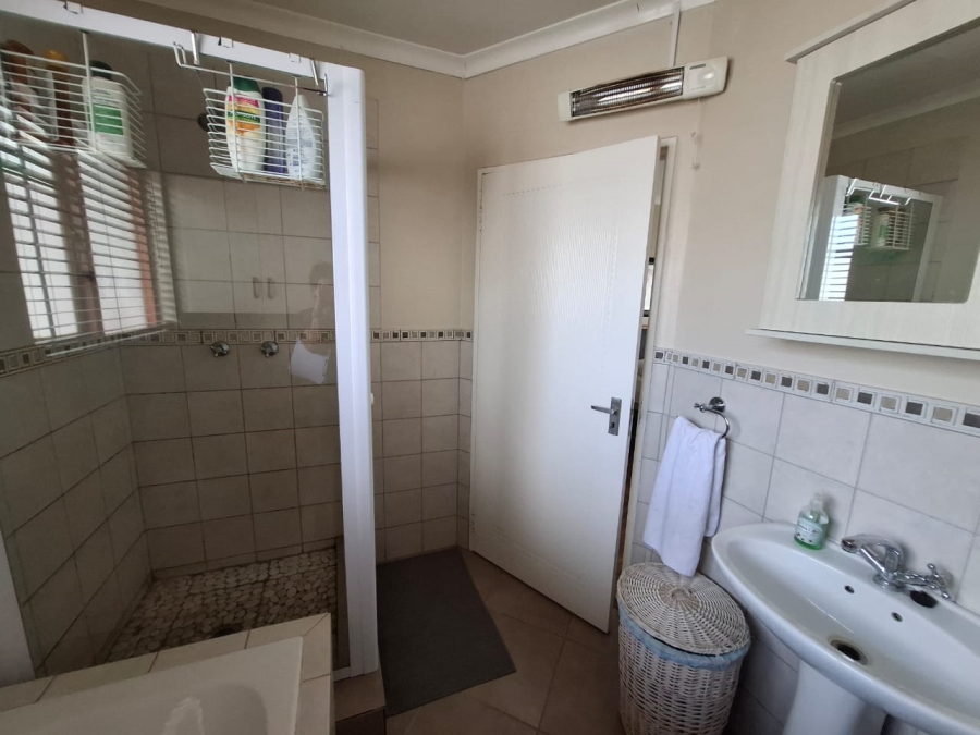 3 Bedroom Property for Sale in Hillside Free State